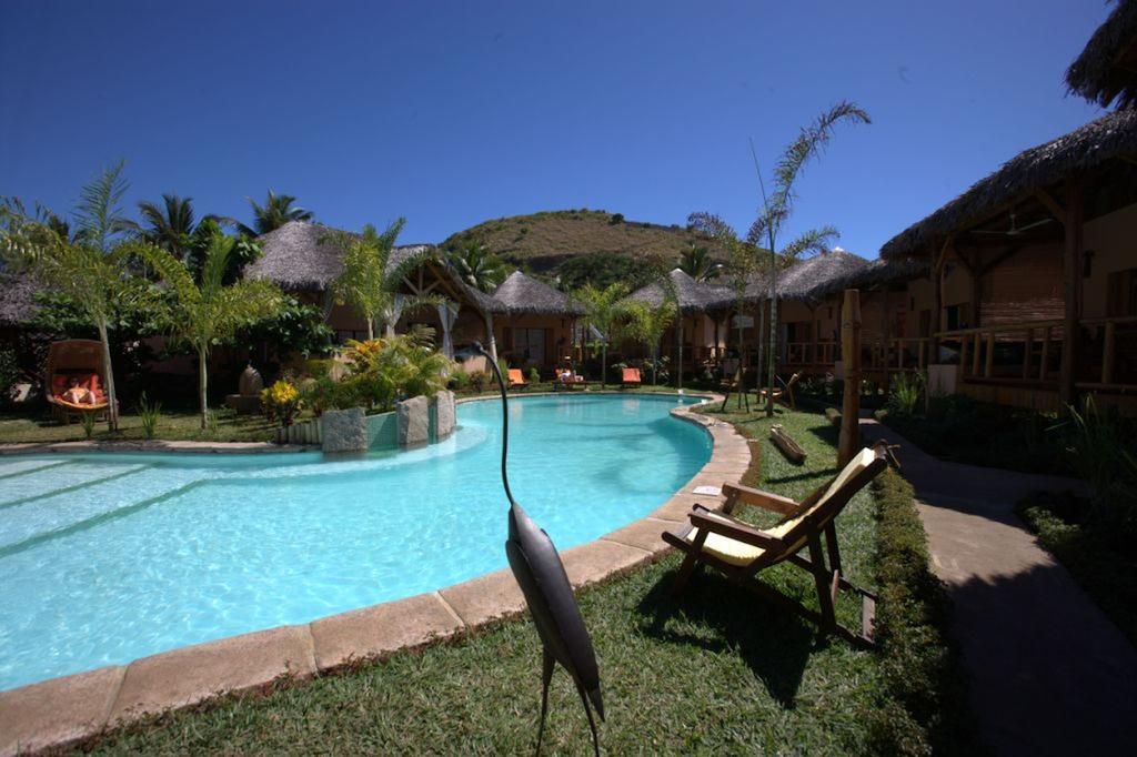 Le Zahir Lodge Ambatoloaka  Bagian luar foto