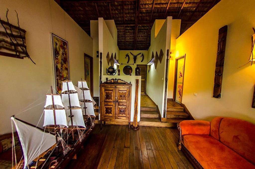 Le Zahir Lodge Ambatoloaka  Bagian luar foto